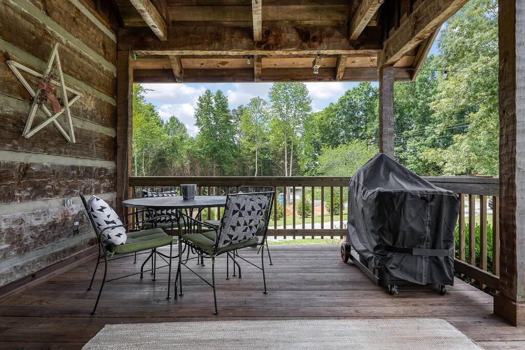 Rustic Cabin, Dock, Firepit, Kayaks & Games Winchester Exterior foto